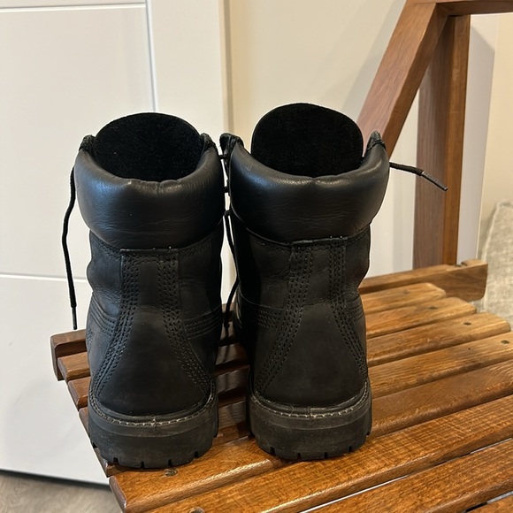 TIMBERLAND WITH ANTI-Fatigue size 6 - Picture 3 of 8